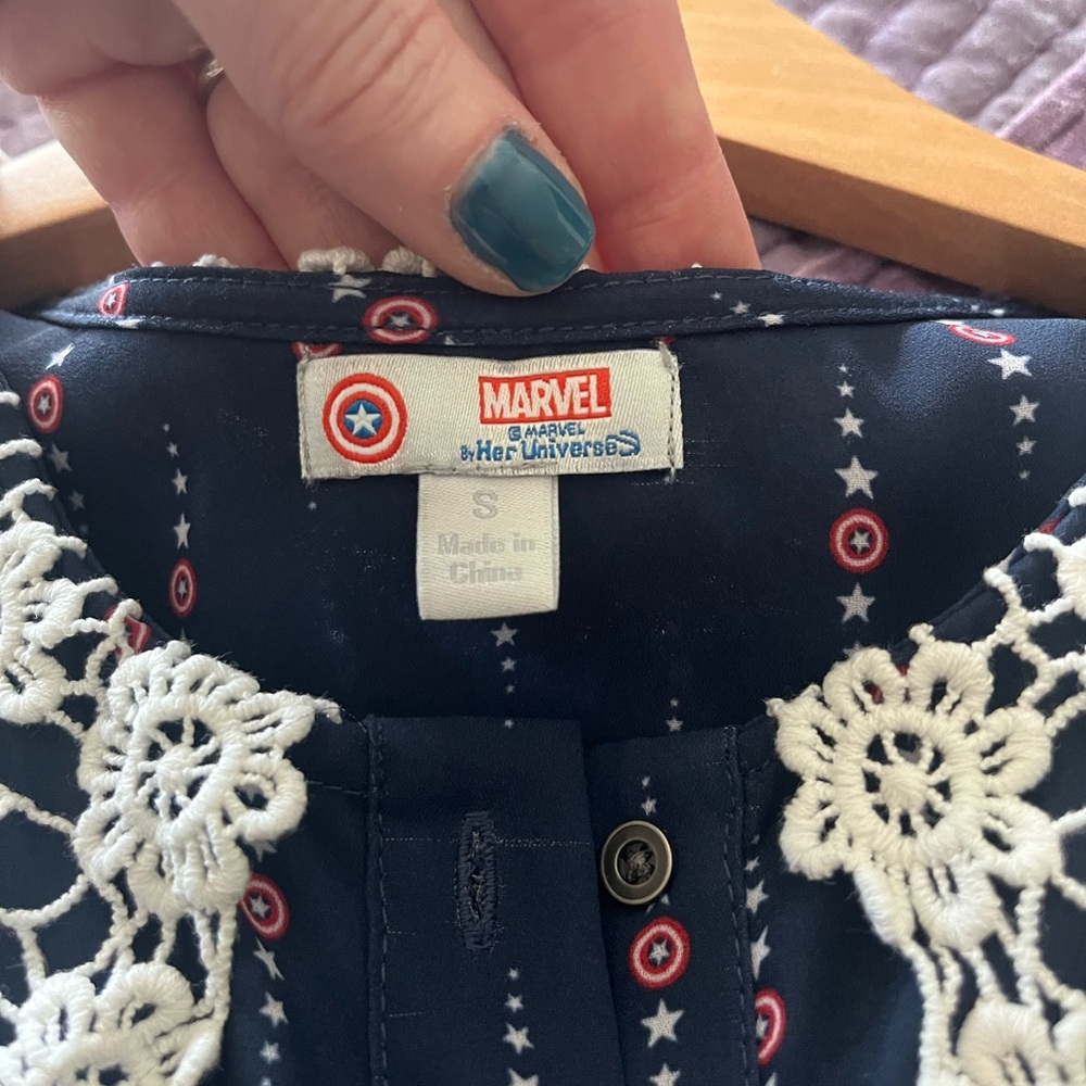 EUC Captain America sleeveless top with front tie